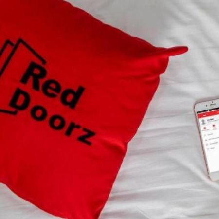 Reddoorz Near Mangga Dua Square Hotel Jakarta Exterior photo